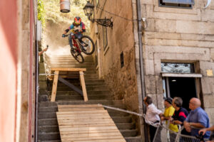 El MTB Downtown de Marisquiño volverá a convertir el Casco Vello de Vigo en un espectáculo mundial el 8 de agosto