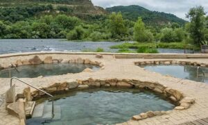 Termas, pozas y piscinas naturales: un recorrido por los rincones termales más fascinantes de España