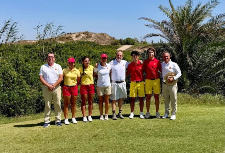España conquista la plata por equipos y dos medallas individuales en el Europeo Sub-16 de Golf