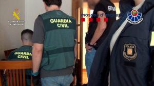 Detenido en Gipuzkoa un menor considerado el principal referente en España de la red extremista 764