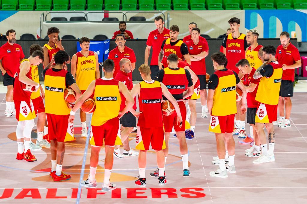 España visita a una Grecia contra las cuerdas en un duelo clave por el Mundial 2027