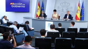 Ángel Víctor Torres asumirá el mando único en Ceuta tras la declaración de interés para la seguridad nacional