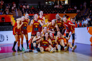 España firma un 59-79 ante Japón y avanza con autoridad a los cuartos de final