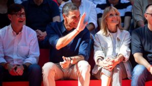 Sánchez promete “todos los recursos necesarios” para que Ceuta recupere la normalidad y carga contra PP y Vox