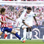 El Atlético gana 2-1 al Real Madrid: la roja a Huijsen y dos polémicas entradas encienden el derbi