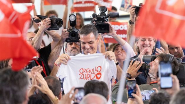 Sánchez reivindica desde Burgos las pensiones y el SMI frente a la “motosierra” de Feijóo y Abascal