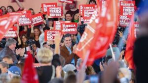 Sánchez carga contra PP y Vox en Valladolid y promete avanzar en pensiones, igualdad, vivienda e industria