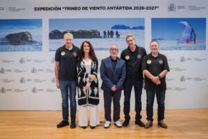 España prepara una histórica expedición de 3.400 kilómetros por la Antártida impulsada únicamente por el viento